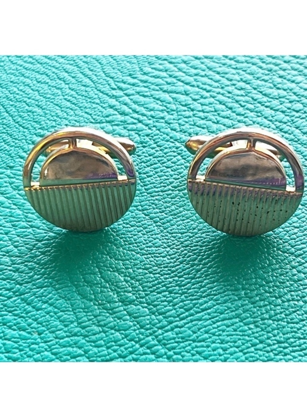 SWANK Cufflinks Gold Tone Round Mid Century Bullet Signed Classic Vintage